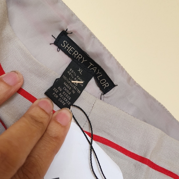 Midi skirt with belt. XL. Red and taupe stripes - Picture 7 of 7